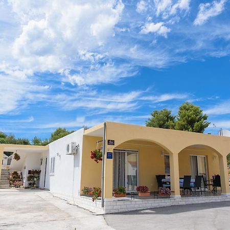 Apartments Patricia Trogir Zewnętrze zdjęcie