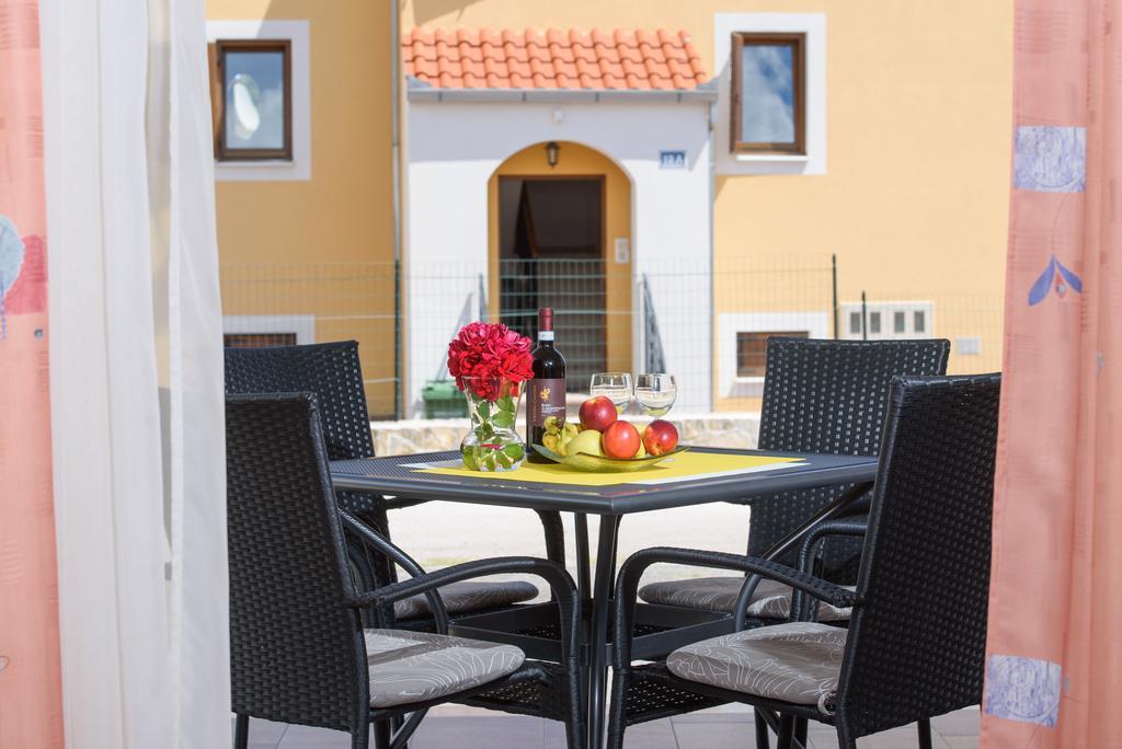 Apartments Patricia Trogir Zewnętrze zdjęcie